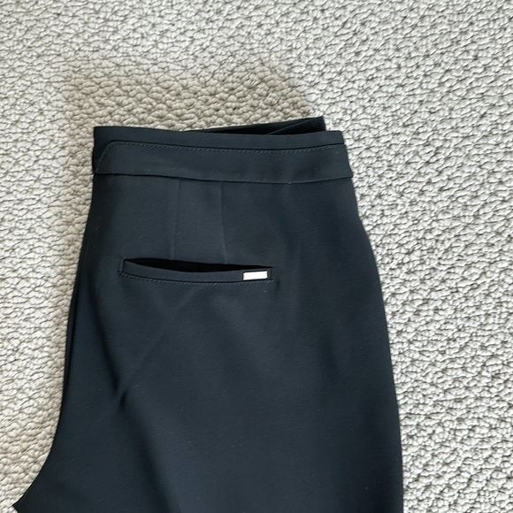 White House Black Market Black Soft Drape Tapered Ankle Pant Size 2R - Picture 4 of 9